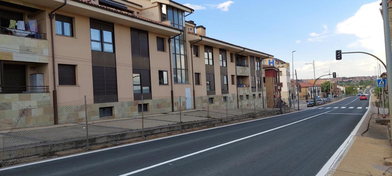 דירות Golmayo Vivienda Sierra De San Marcos מראה חיצוני תמונה